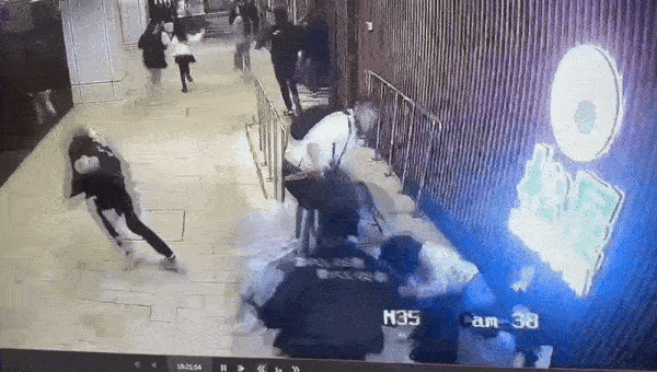 police shoot man hostage threaten