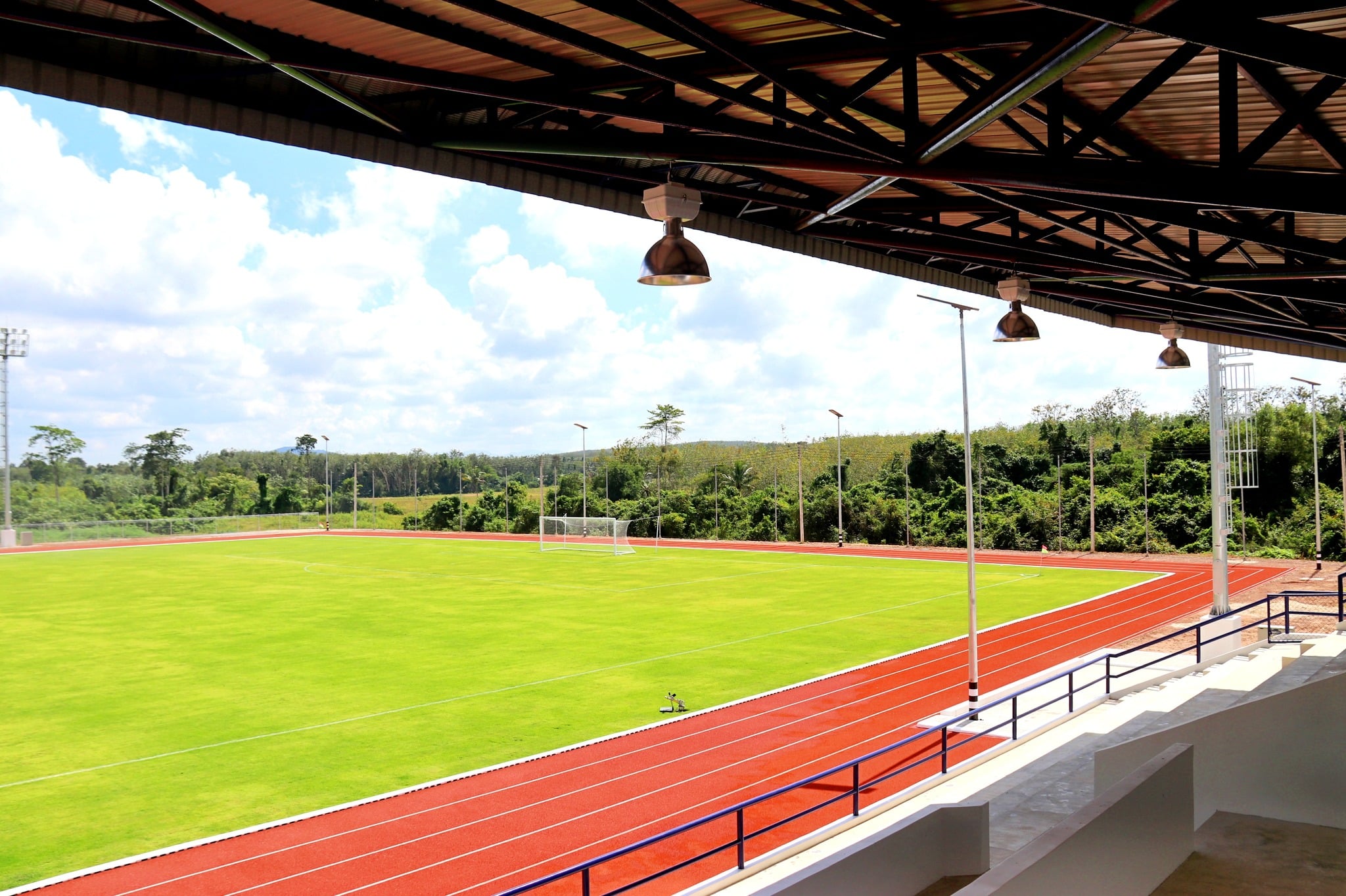 right-angle running track stadium