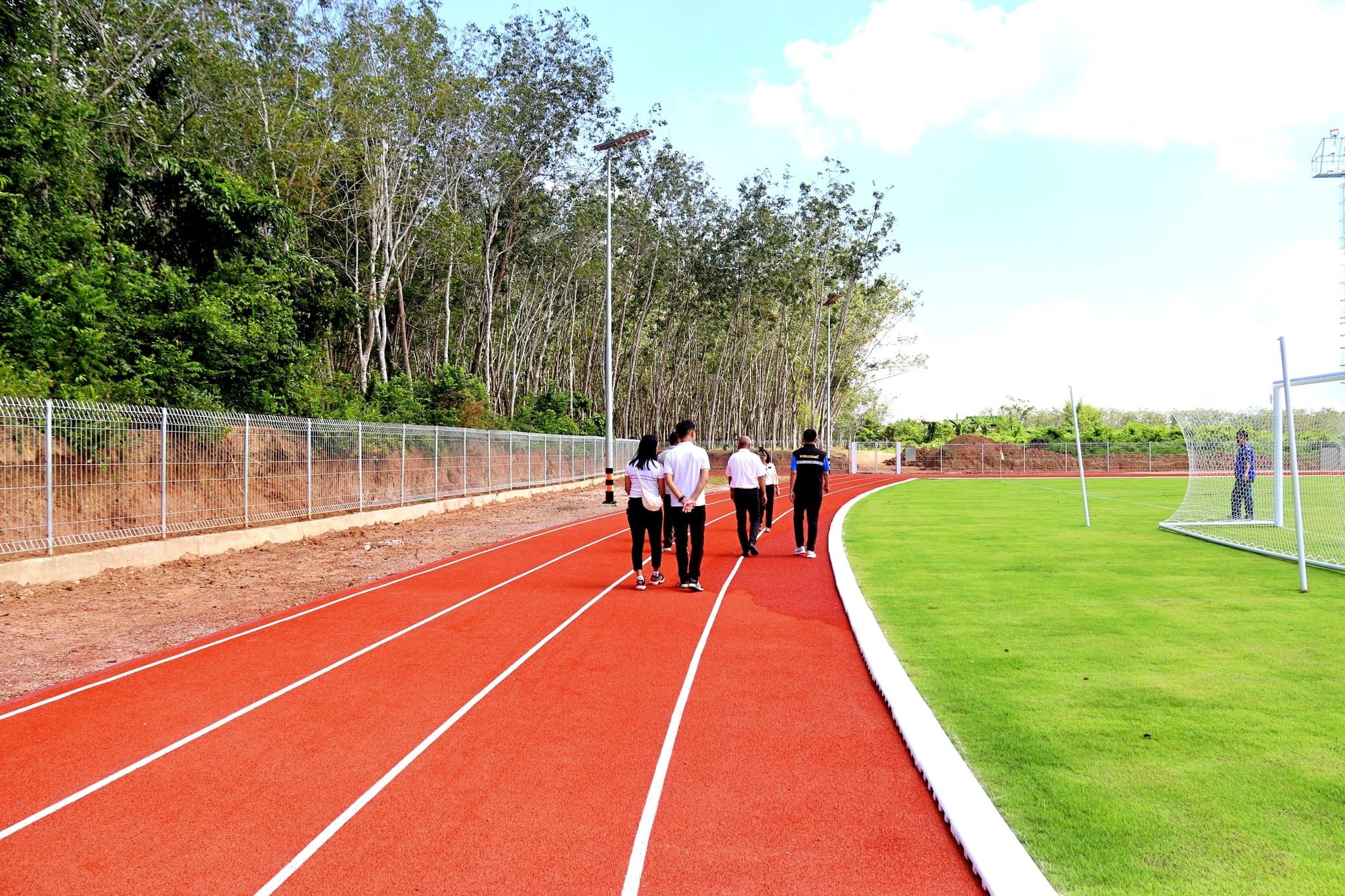 right-angle running track walking