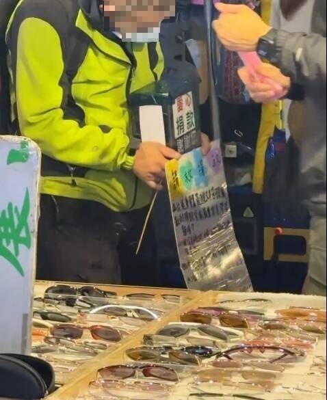 man stabbing women skewer