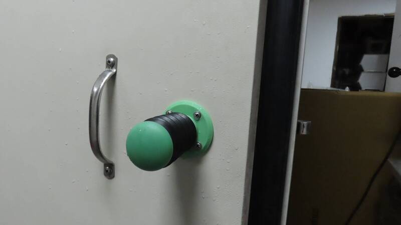 employee dead freezer taiwan