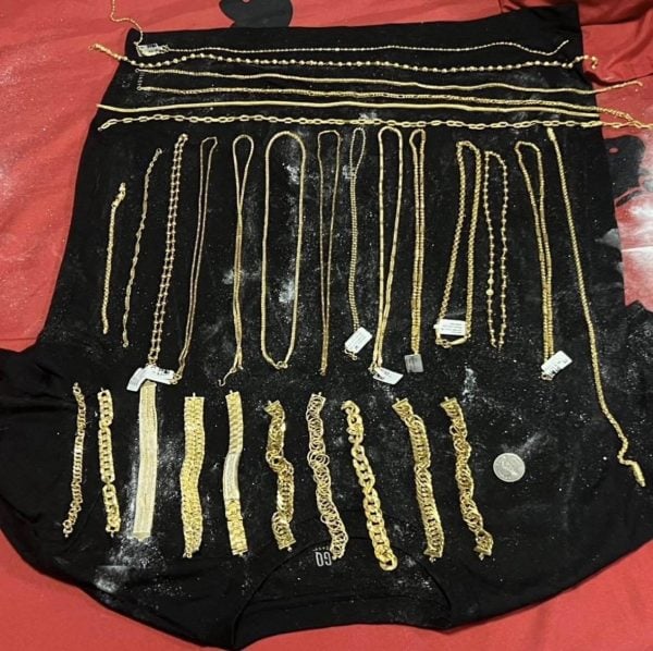 16-year-old gold gaming mission