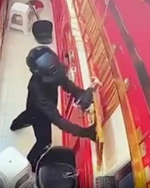 16-year-old gold gaming mission