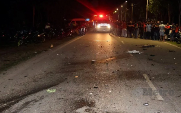 3 students killed collision