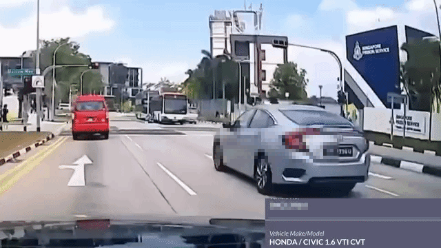 driver crash bus changi