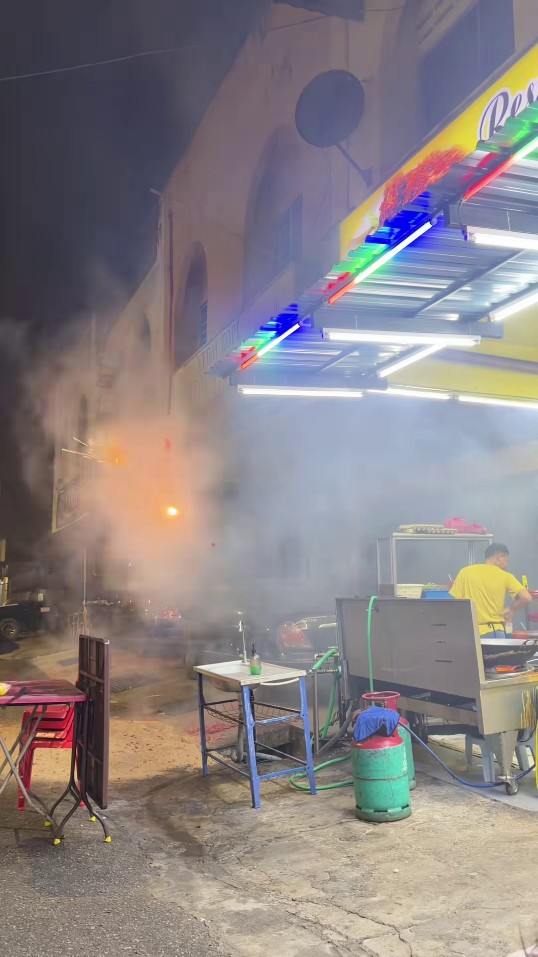 firecrackers meals eatery explosions