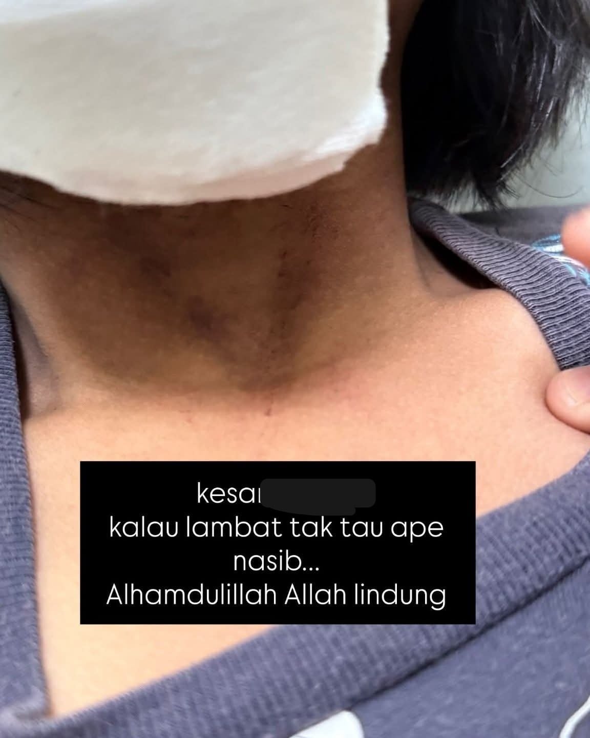 man grabbed girl pasar malam (1)