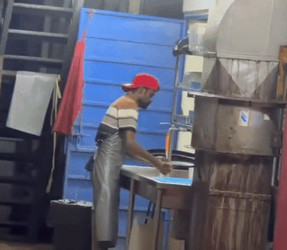 restaurant washes leftovers