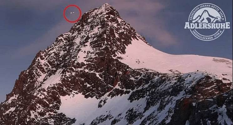 trial austria girlfriend climb rescue