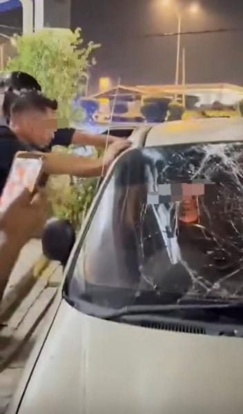 man stabbed mobile phone