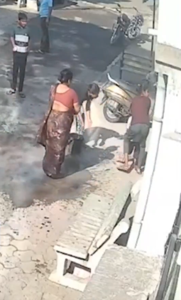 boiling water four-year-old india 