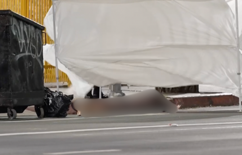 man cutting penis us