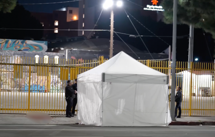 man cutting penis us