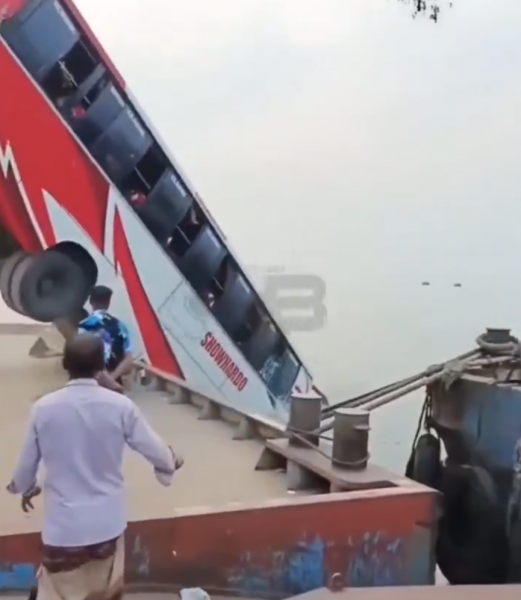 bus plunges river