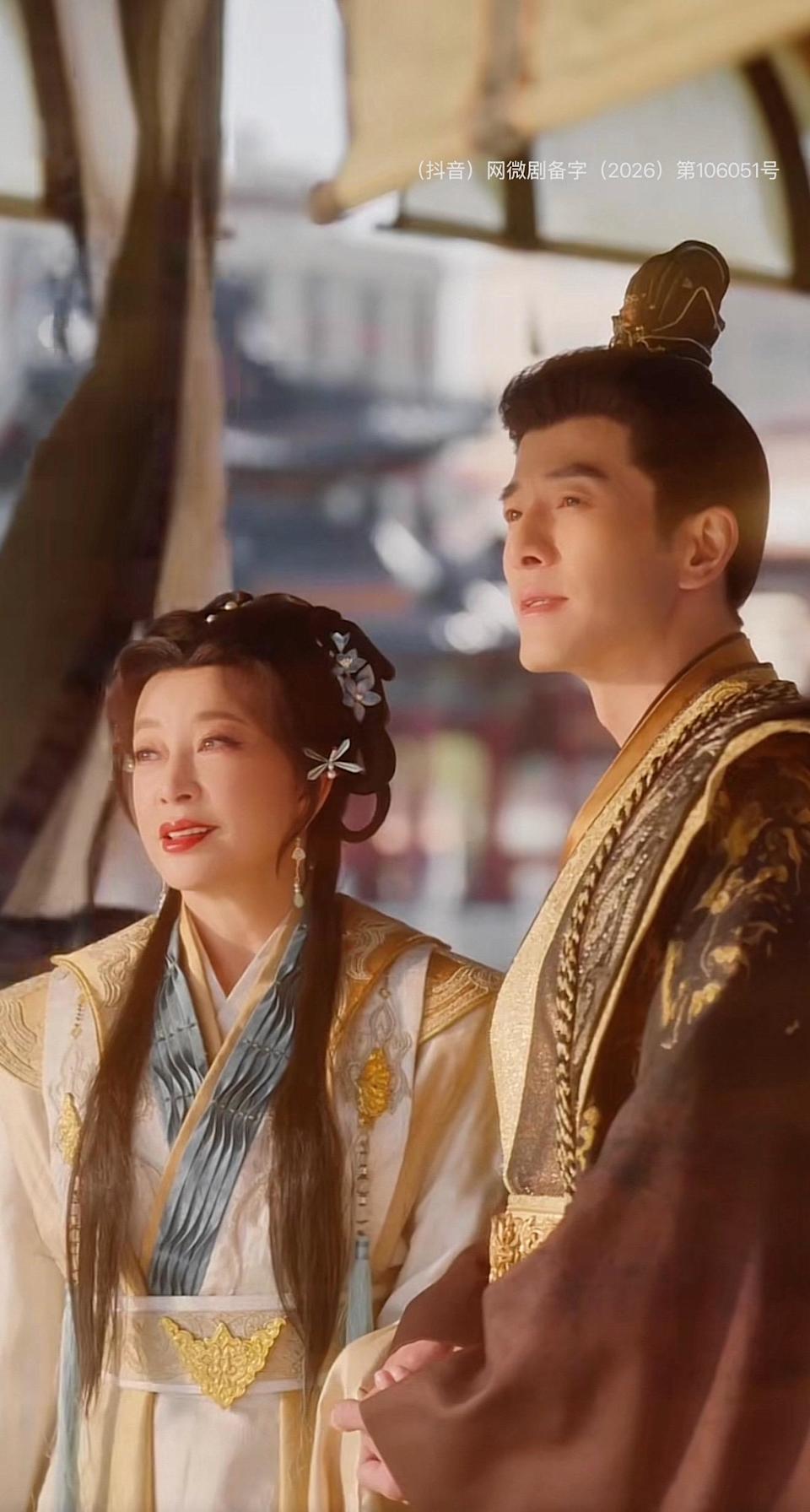 chinese actress playing teen (1)