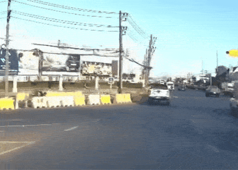 singaporean hits police