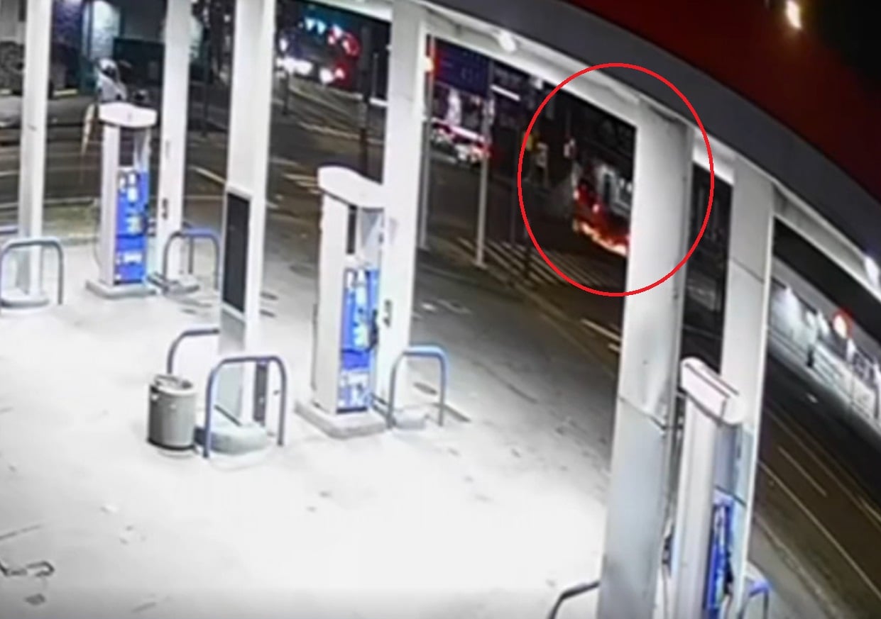 infant ambulance crashed footage