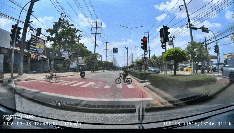 truck red light kids near-miss