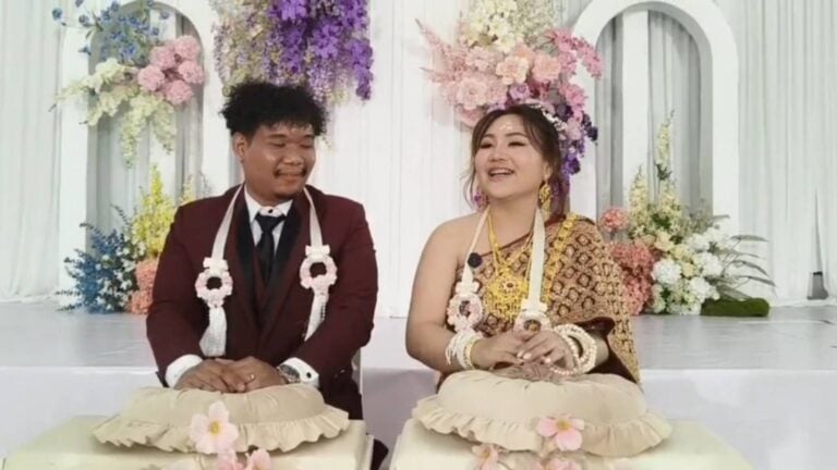 woman propose dowry marriage