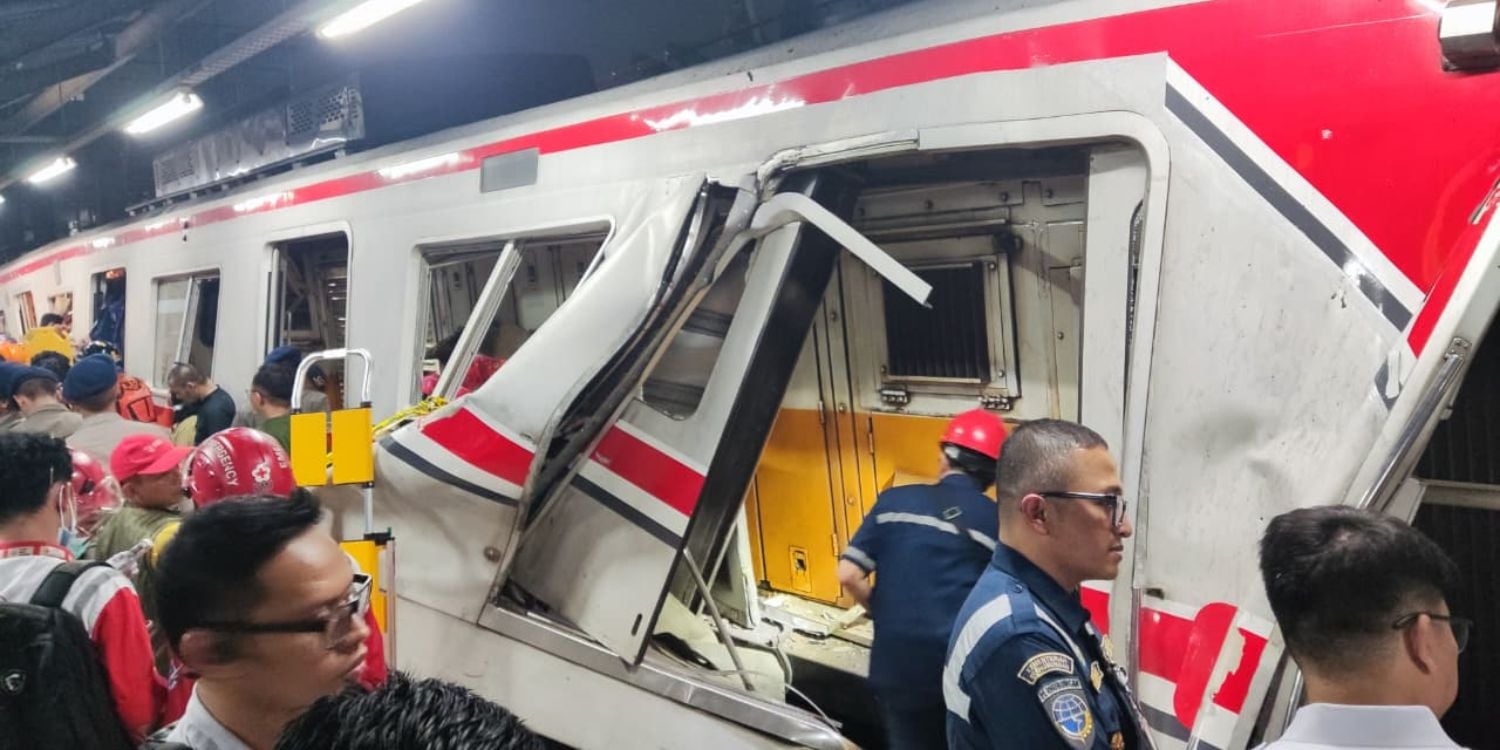 Indonesia train collision