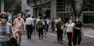 singaporeans drag each other