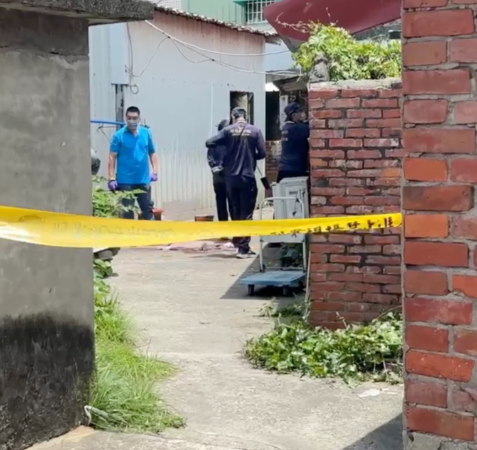man stabs friend