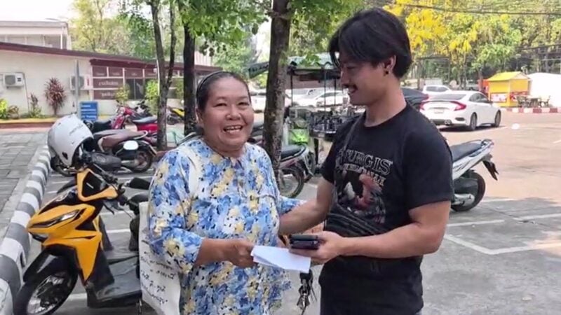 cash housekeeper (3)