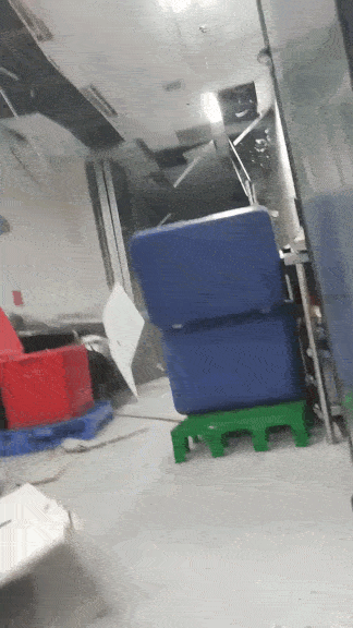 earthquake indonesia tsunami warning ceiling