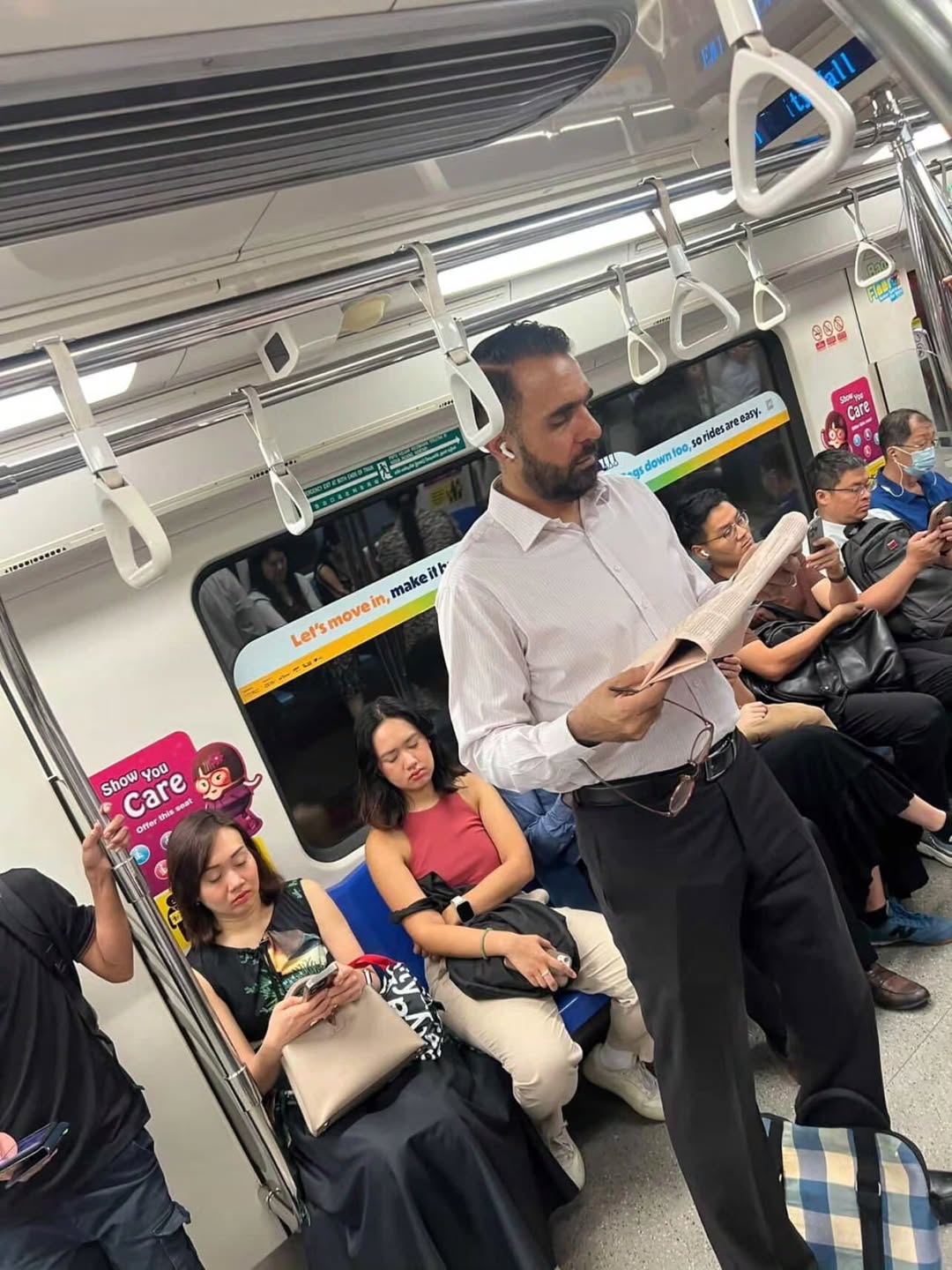 gan kim yong lrt photo