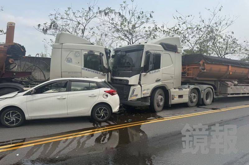 lorry multi-vehicle collision taiwan (2)