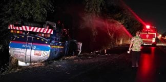 oil tanker overturns thailand