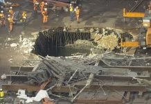 scaffolding collapses japan
