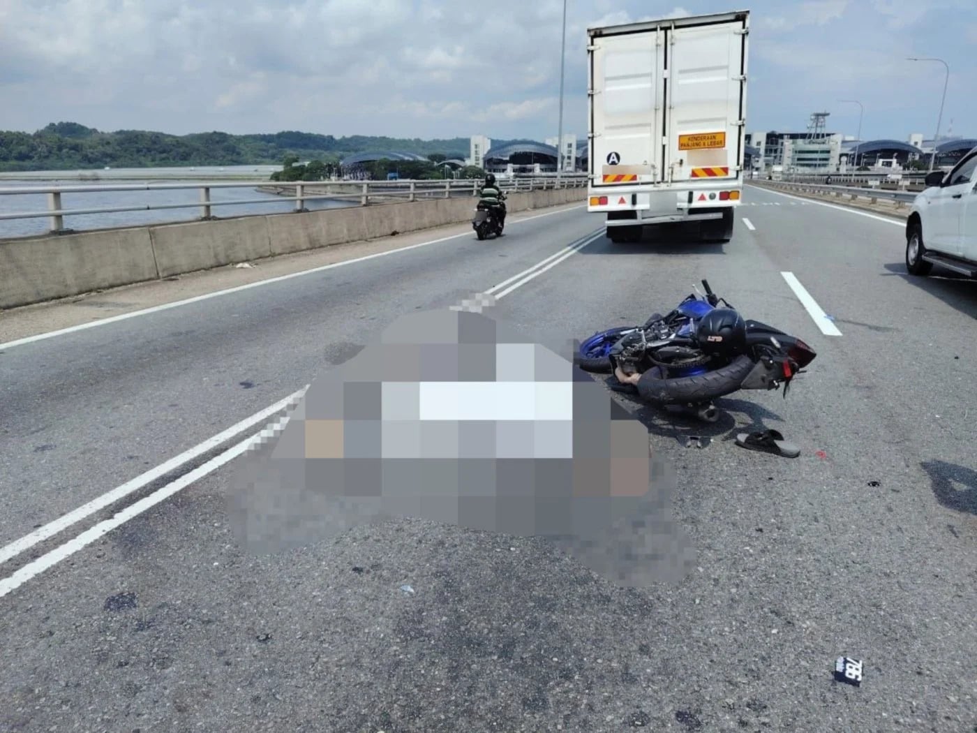 motorcyclist second link accident