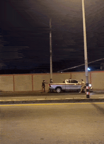 woman chases cop knife car