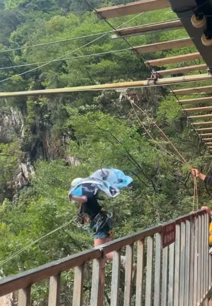 girl death swing