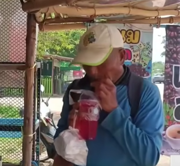 worker walks 50km