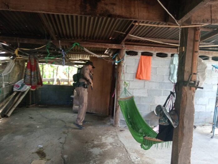 man slashes wife