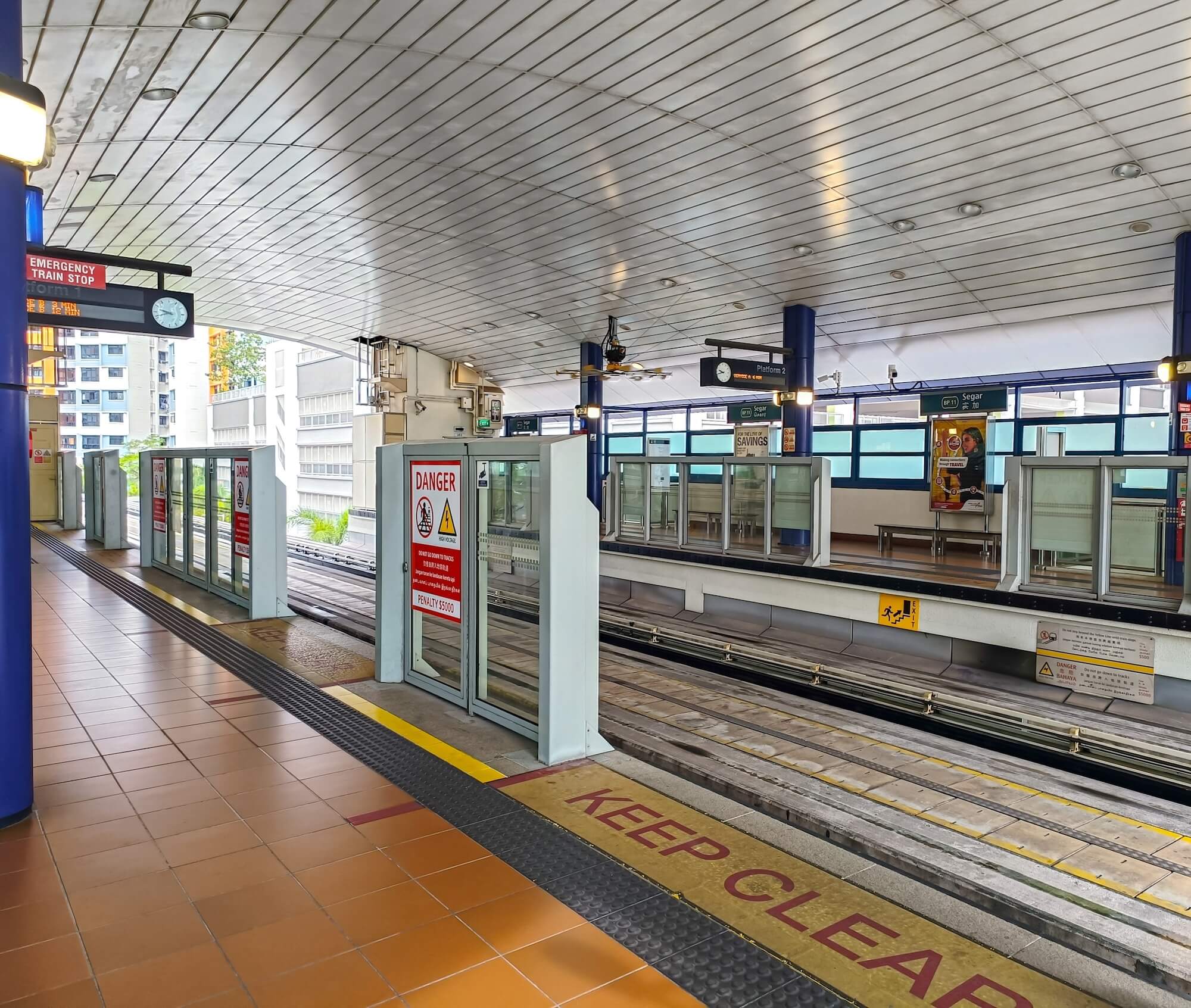 man falls Segar LRT