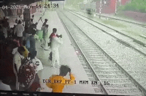 women crushed train india
