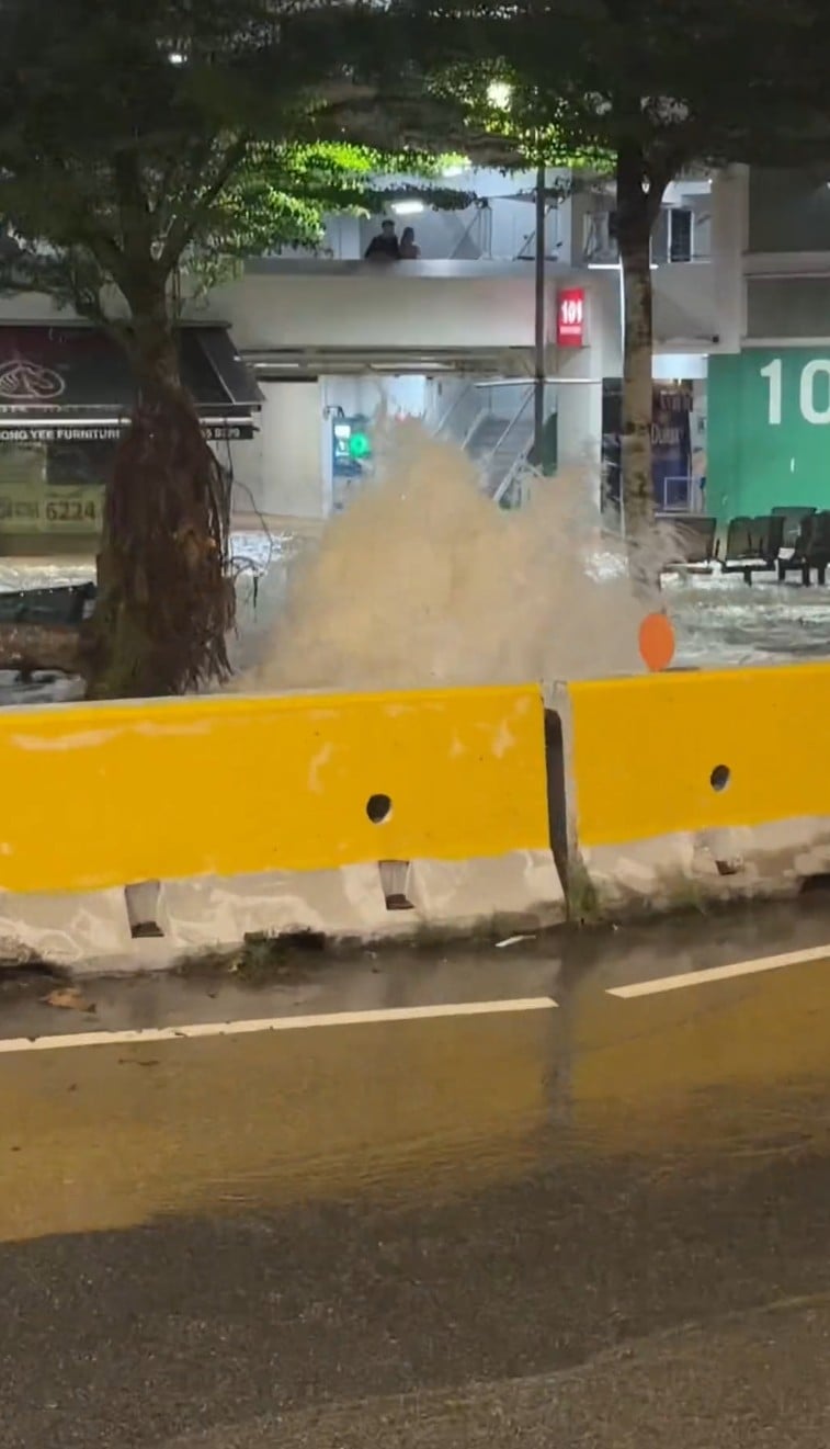 delivery flood yishun