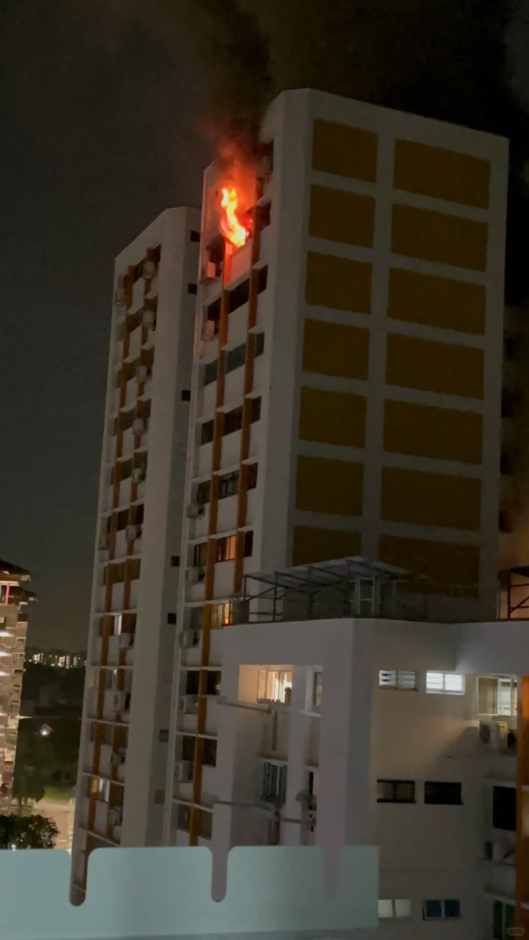 man neighbour fire