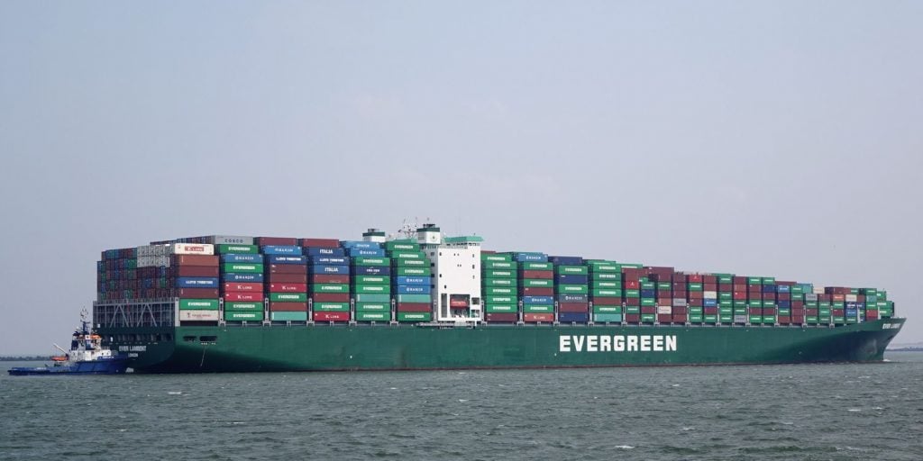 singapore-flagged ship hormuz