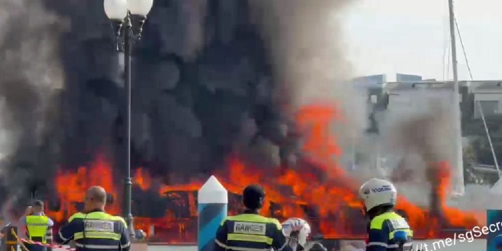 yacht fire sentosa