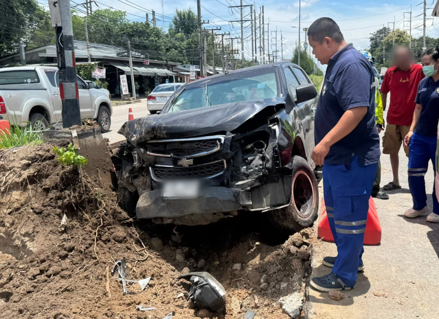 driver crashes sneezing