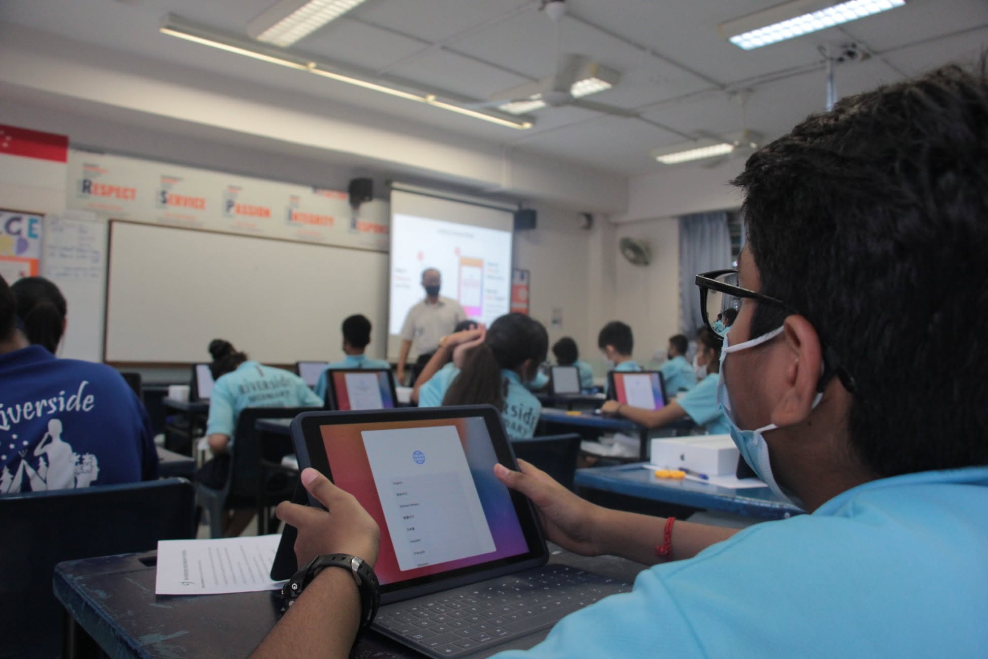 moe schools radicalisation