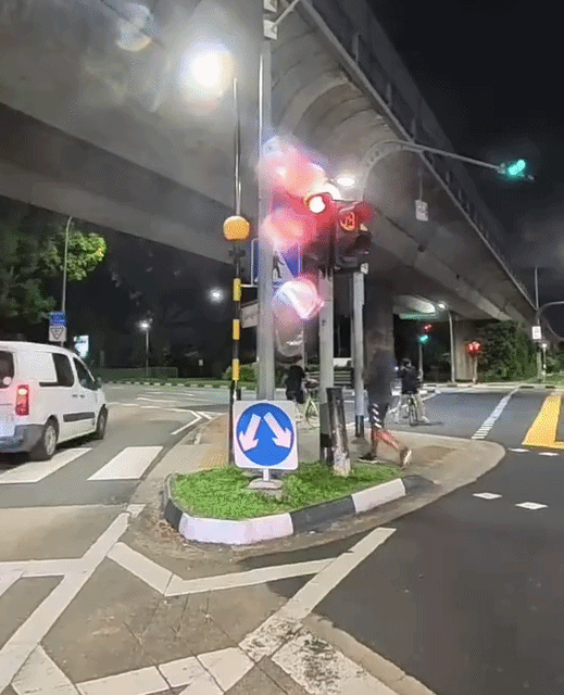 cyclist traffic boon lay