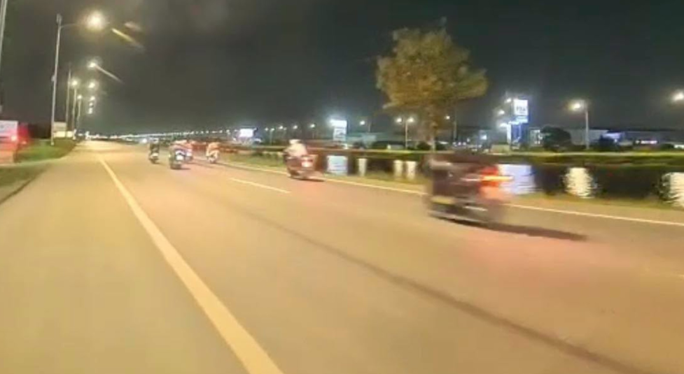 police mookata racers