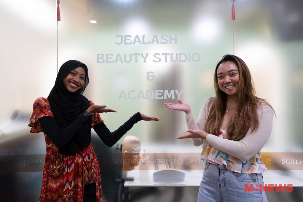 lash pods singapore academy