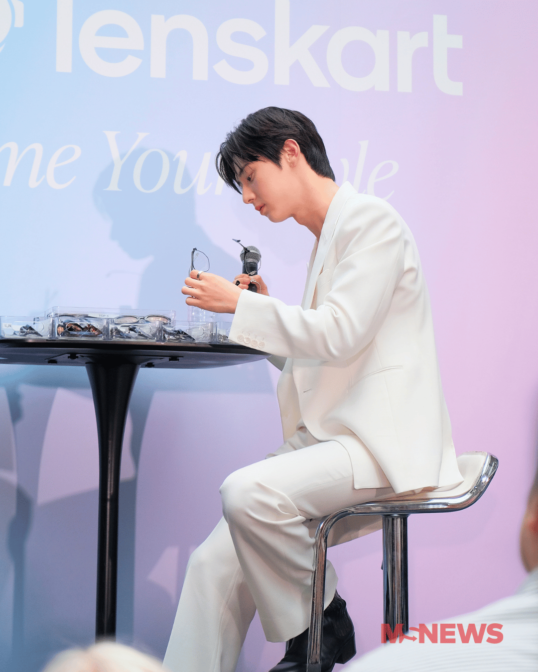 hwang min-hyun lenskart