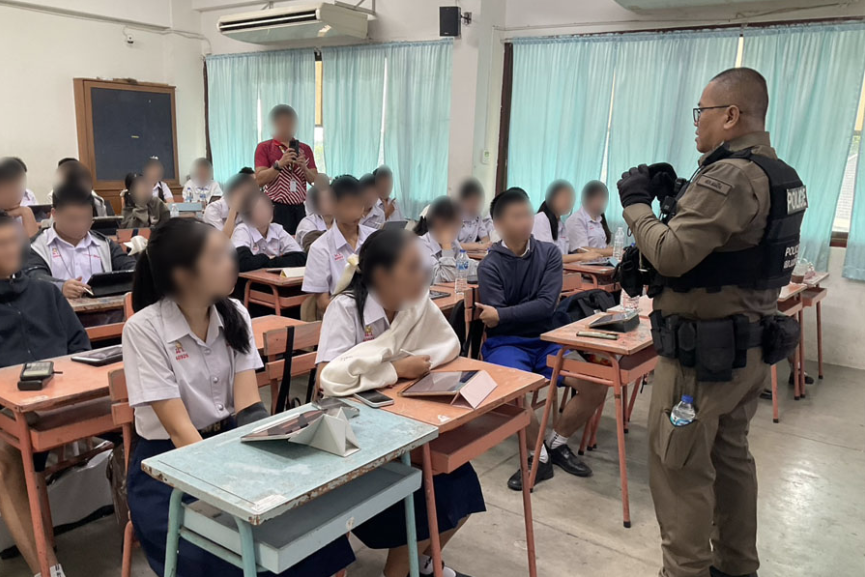 police chiang mai school